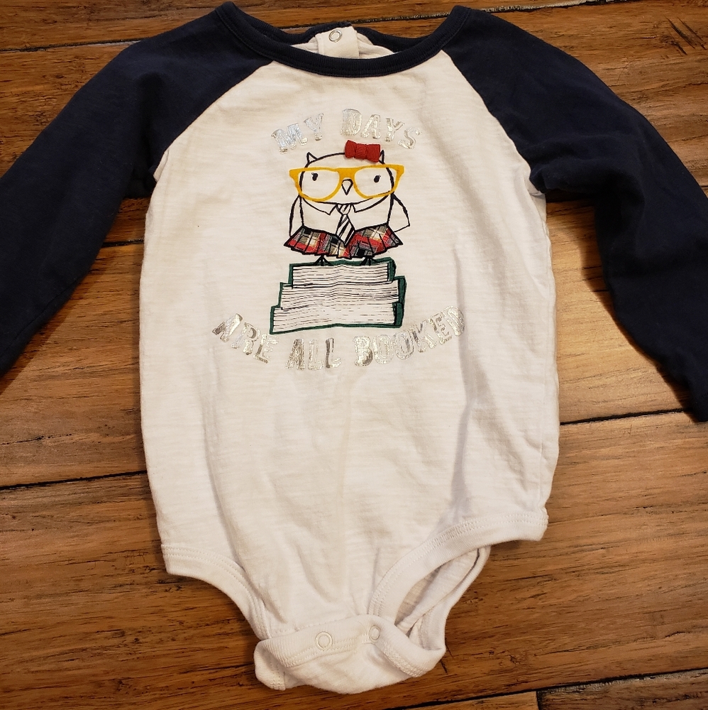 5/$20 owl and books onsie 12/18m